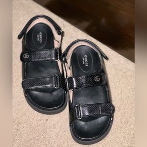 Authentic Gucci Dad Sandals Size 39 (US 9)